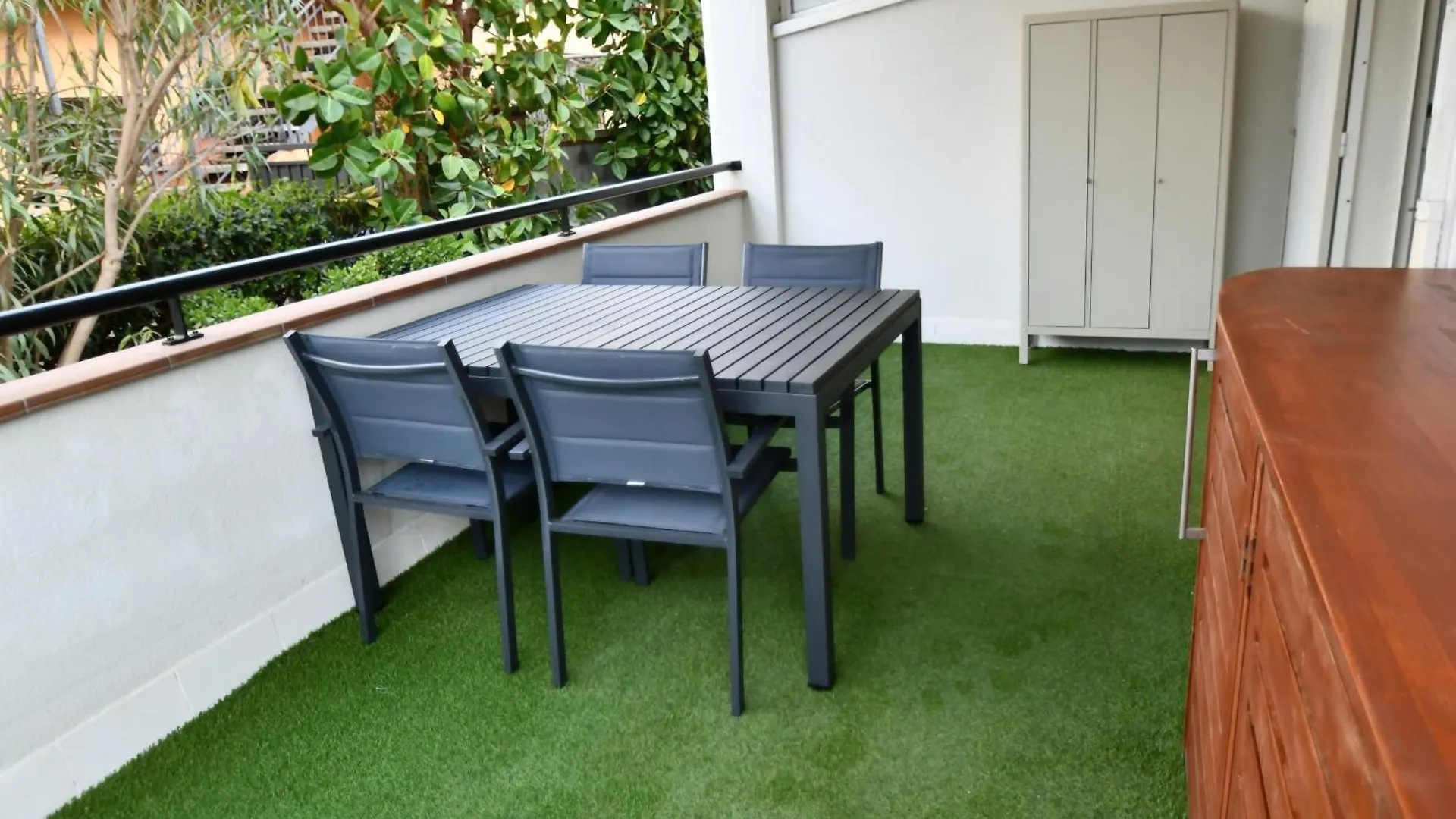 Apartamento 2 Habitaciones Y Magnifica Terraza Castelldefels 0*,